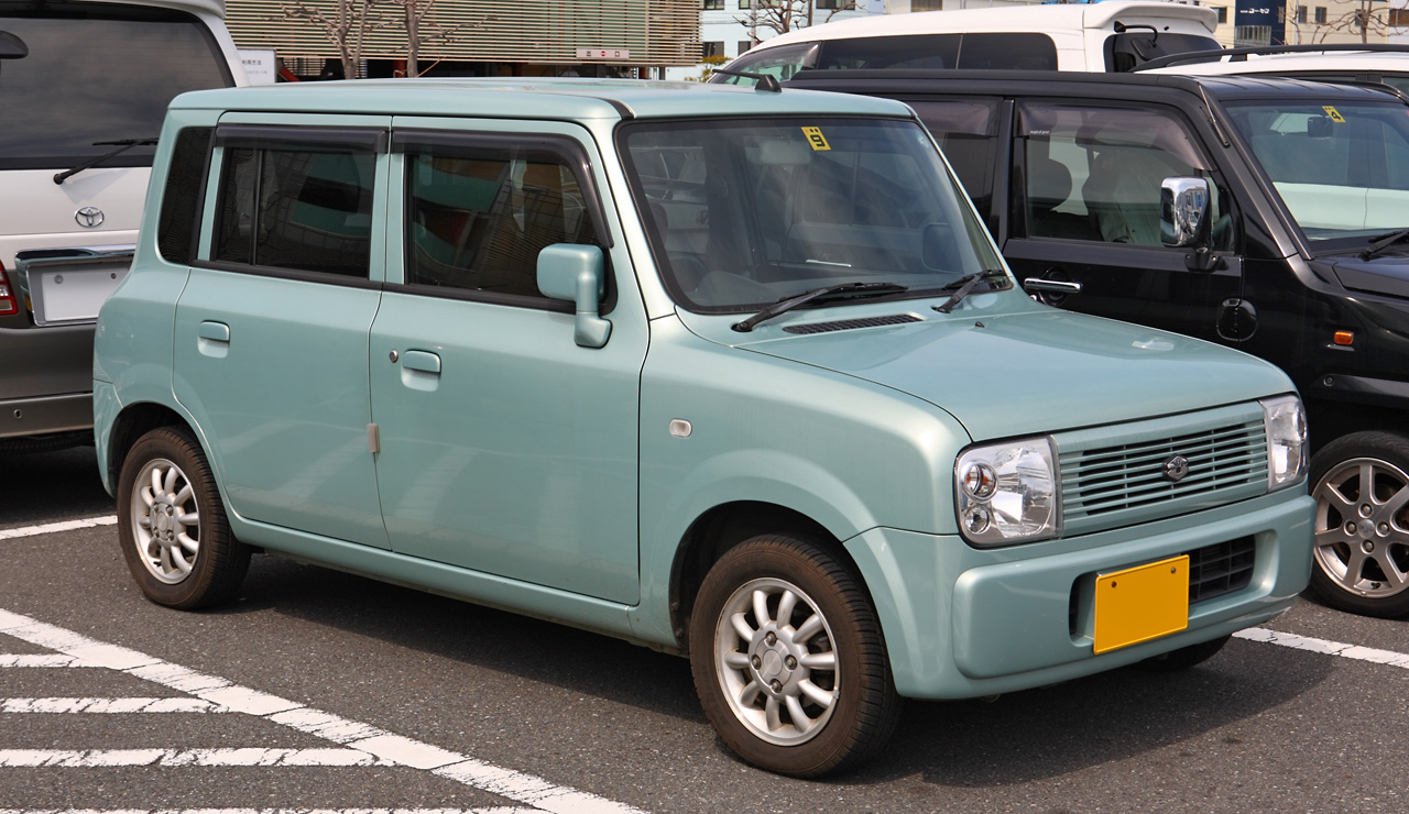 Suzuki_Alto_Lapin_001.JPG